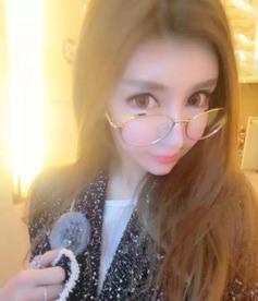 吃瓜网红的模特男友,吃瓜界的时尚宠儿